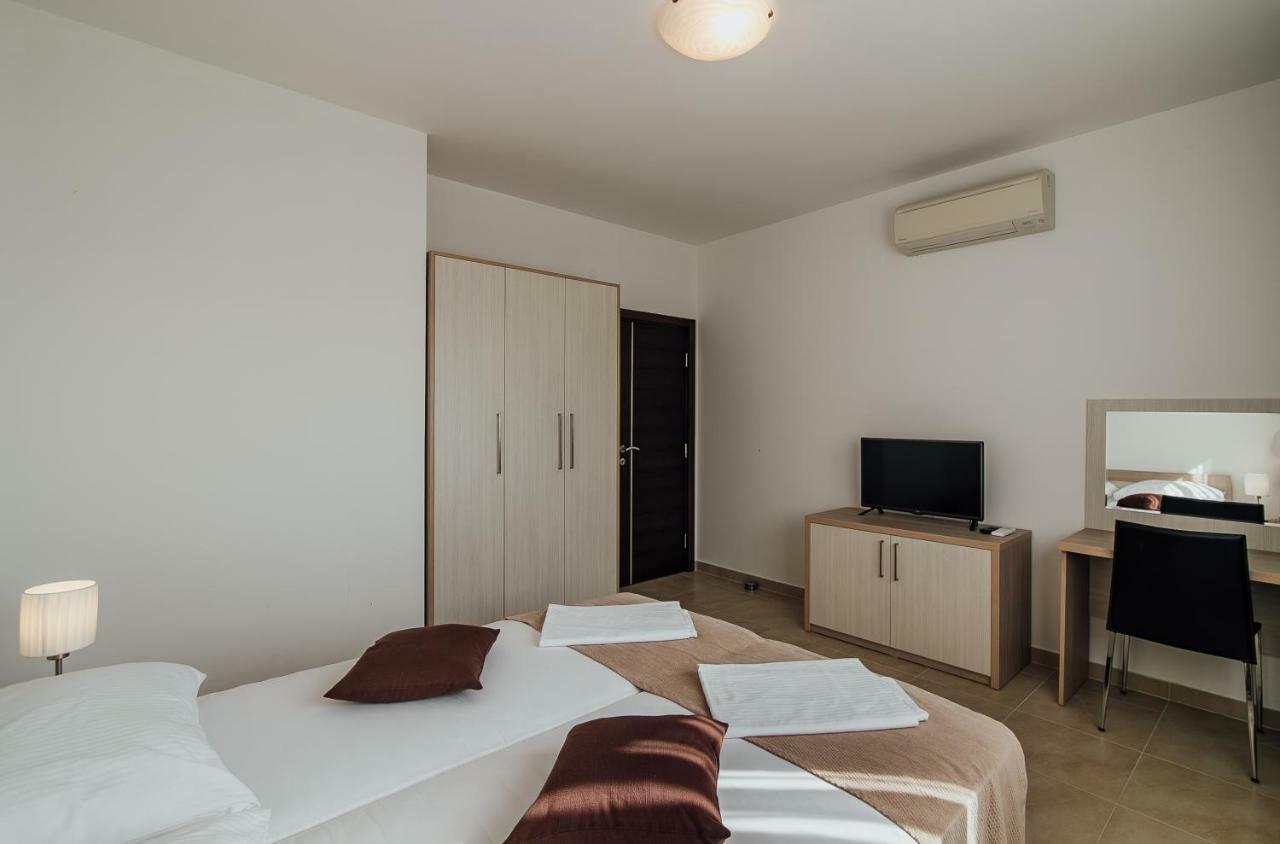Vista Residence Херцег-Нови Экстерьер фото