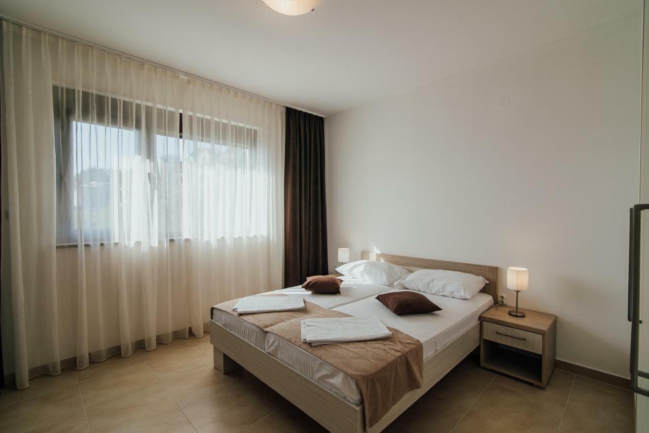 Vista Residence Херцег-Нови Экстерьер фото